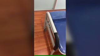 صندلی همراه با روکش پودری
